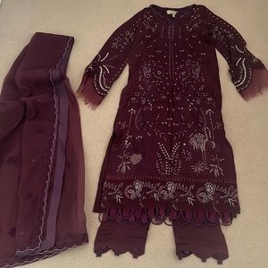 Republic WomensWear 3 piece suit